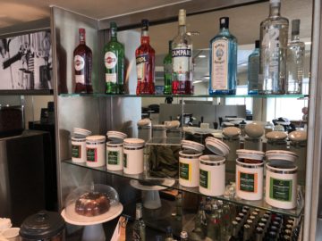 lufthansa business lounge bremen tee hochprozentiger alkohol