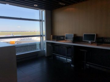 lufthansa business lounge frankfurt a26 ausgestatter arbeitsplatz