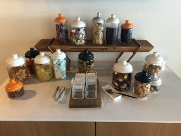 lufthansa business lounge frankfurt a26 nuesse