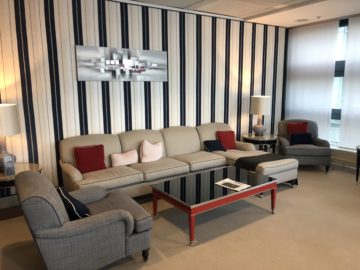 lufthansa panorama lounge frankfurt a26 sofa