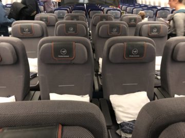 lufthansa premium economy b747 8i preeco kabine
