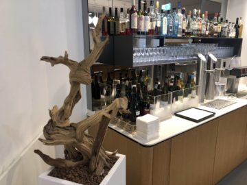 lufthansa senator lounge frankfurt a modern art