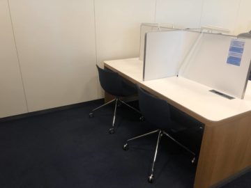 lufthansa senator lounge frankfurt a schreibtisch