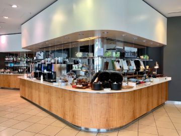 lufthansa senator lounge frankfurt c16 buffet 2