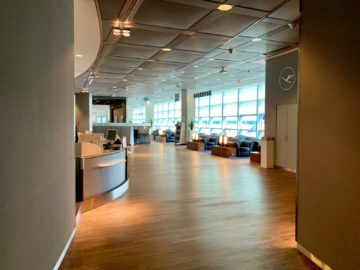 lufthansa senator lounge frankfurt c16 eingangsbereich