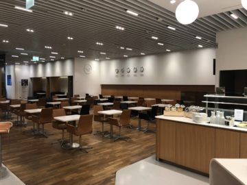 lufthansa senator lounge muenchen satellit schengen blick in die lounge