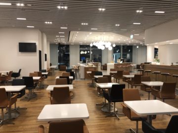 lufthansa senator lounge muenchen satellit schengen essbereich