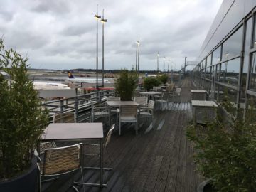 lufthansa senator lounge hamburg dachterasse2