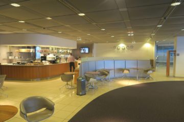 lufthansa senator lounge hamburg essensbereich
