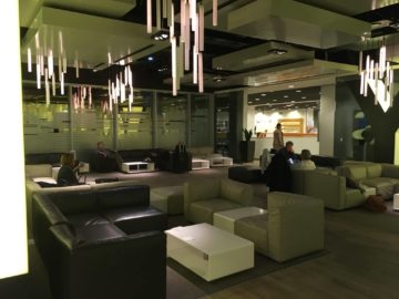 lufthansa senator loungeb frankfurt chill area