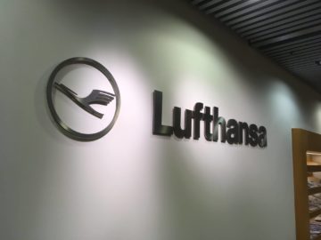 lufthansa senator loungeb frankfurt lufthansalogo