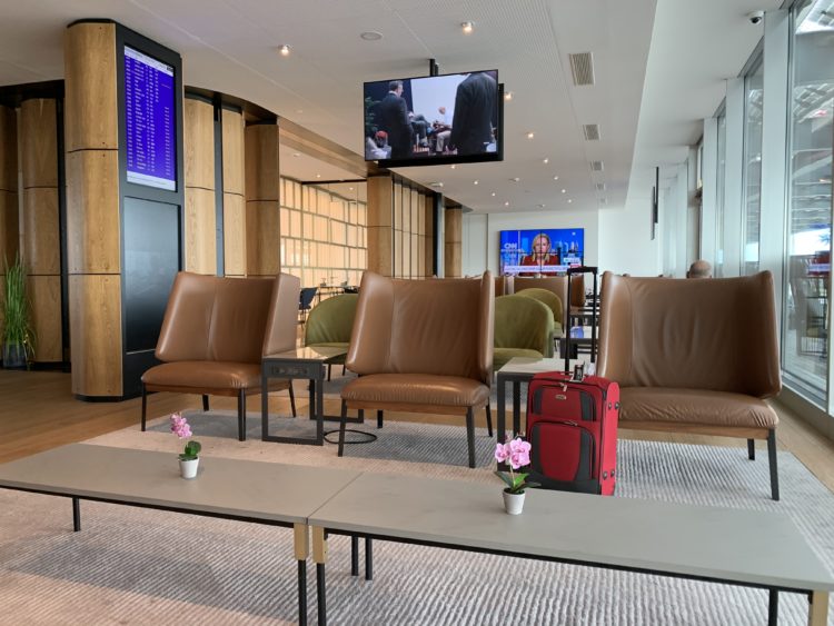 primeclass lounge zuerich terminal e sessel 2