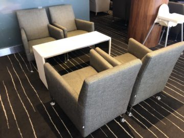 qantas business lounge auckland sessel
