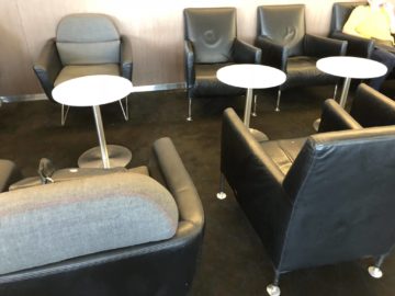 qantas international business lounge sydney sessel