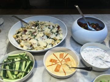 qantas london lounge londonheathrow salat2