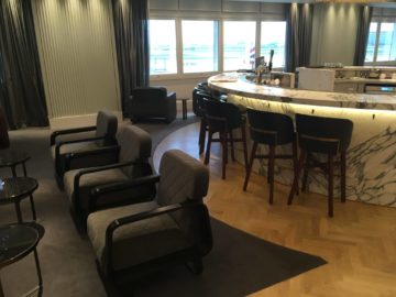 qantas london lounge londonheathrow sessel bar