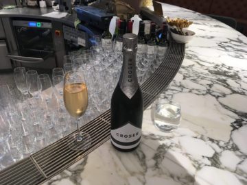 qantas london lounge londonheathrow sparklingwine