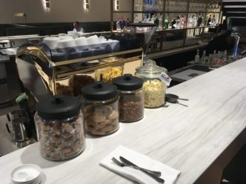 qantas london lounge londonheathrow sweets