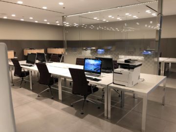 qatar airways al mourjan business class lounge business center