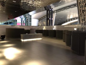 qatar airways al mourjan business class lounge liegen einezlkabinen