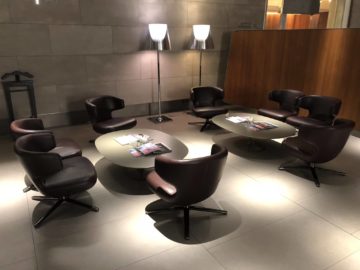 qatar airways al mourjan business class lounge sitzoption10