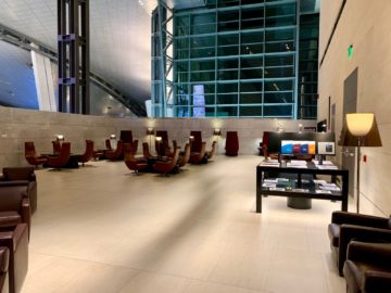 qatar airways al safwa first class lounge doha aussenbereich 2