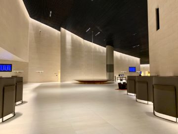 qatar airways al safwa first class lounge doha lobby 3
