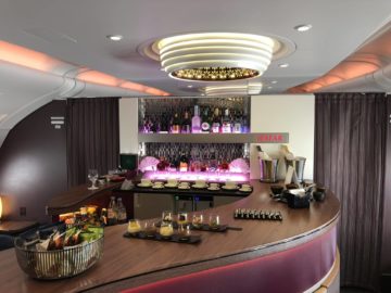 qatar airways business class a380 bar hell