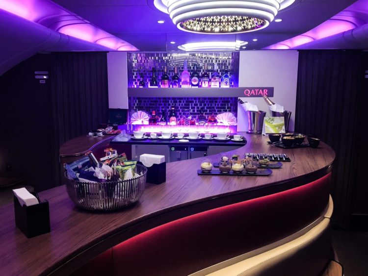 qatar airways business class a380 bar lounge