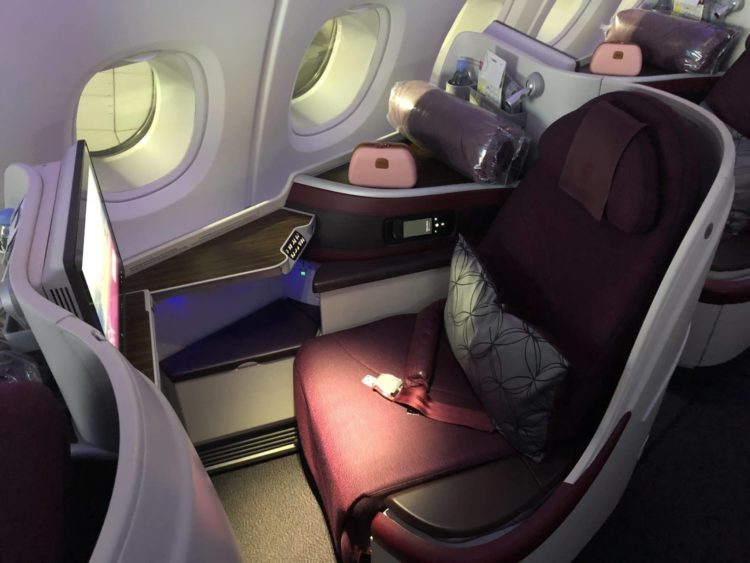qatar airways business class a380 sitz