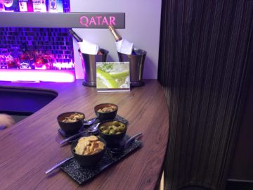 qatar airways business class a380 snacks