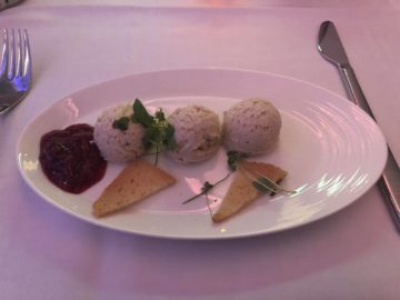 qatar airways business class a380 vorspeise