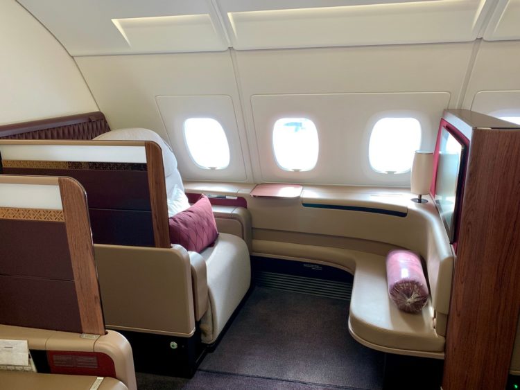 qatar airways first class a380 sitz 2