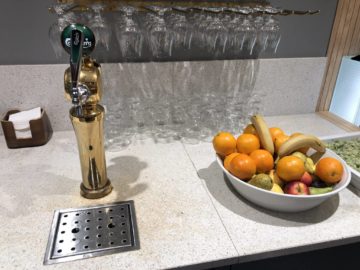 sas gold lounge oslo gardermoen carlsberg obst