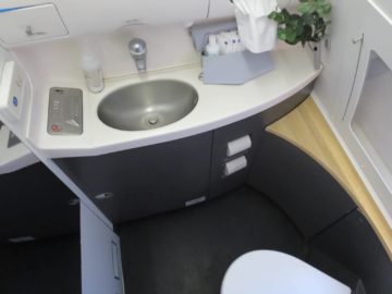 sas business class a340 bad 1
