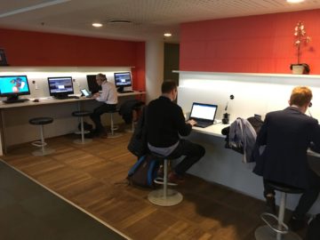 sas gold lounge kopenhagen arbeitsecke