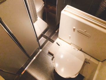 singapore airlines first class 777 300er bad 2