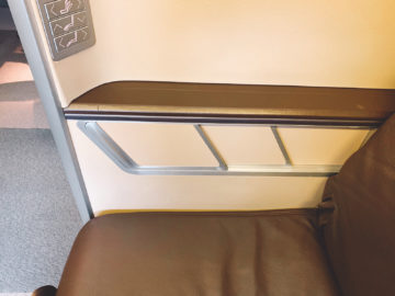 singapore airlines first class 777 300er controller fach 1