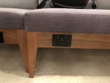singapore airlines silverkris lounge brisbane anschluesse sofa