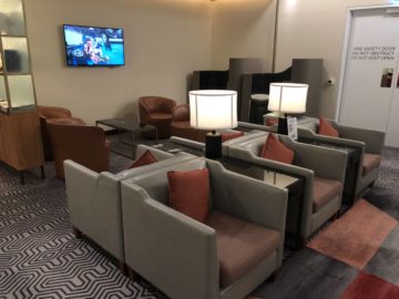 singapore airlines silverkris lounge brisbane blick in die lounge