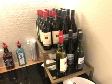 singapore airlines silverkris lounge brisbane rotwein