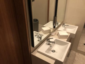 singapore airlines silverkris lounge brisbane waschbecken