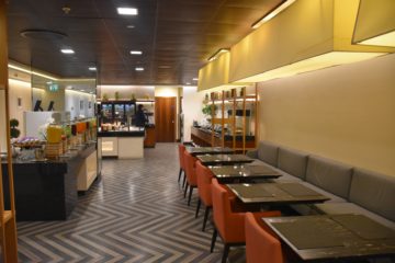 singapore airlines silverkris lounge london heathrow essbereich und buffet