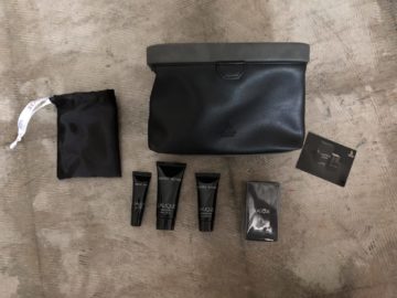 singapore airlines first class boeing 777 amenity kit