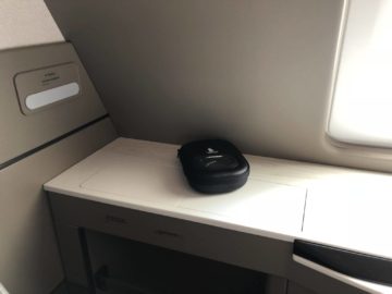 singapore airlines neue first class a380 ablagefaecher