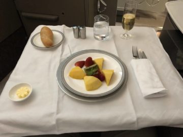 singapore airlines neue first class a380 fruechte