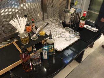 singapore krisflyer gold lounge terminal3 hochprozentiger alkohol2
