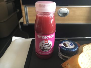 swiss business class 777 300er essen fruehstueck rueckflug 1