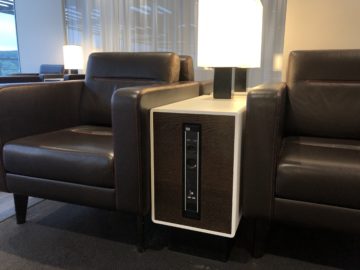 swiss business lounge zurich e gates anschluesse sessel