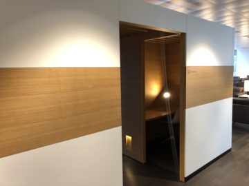swiss business lounge zurich e gates arbeitskabine
